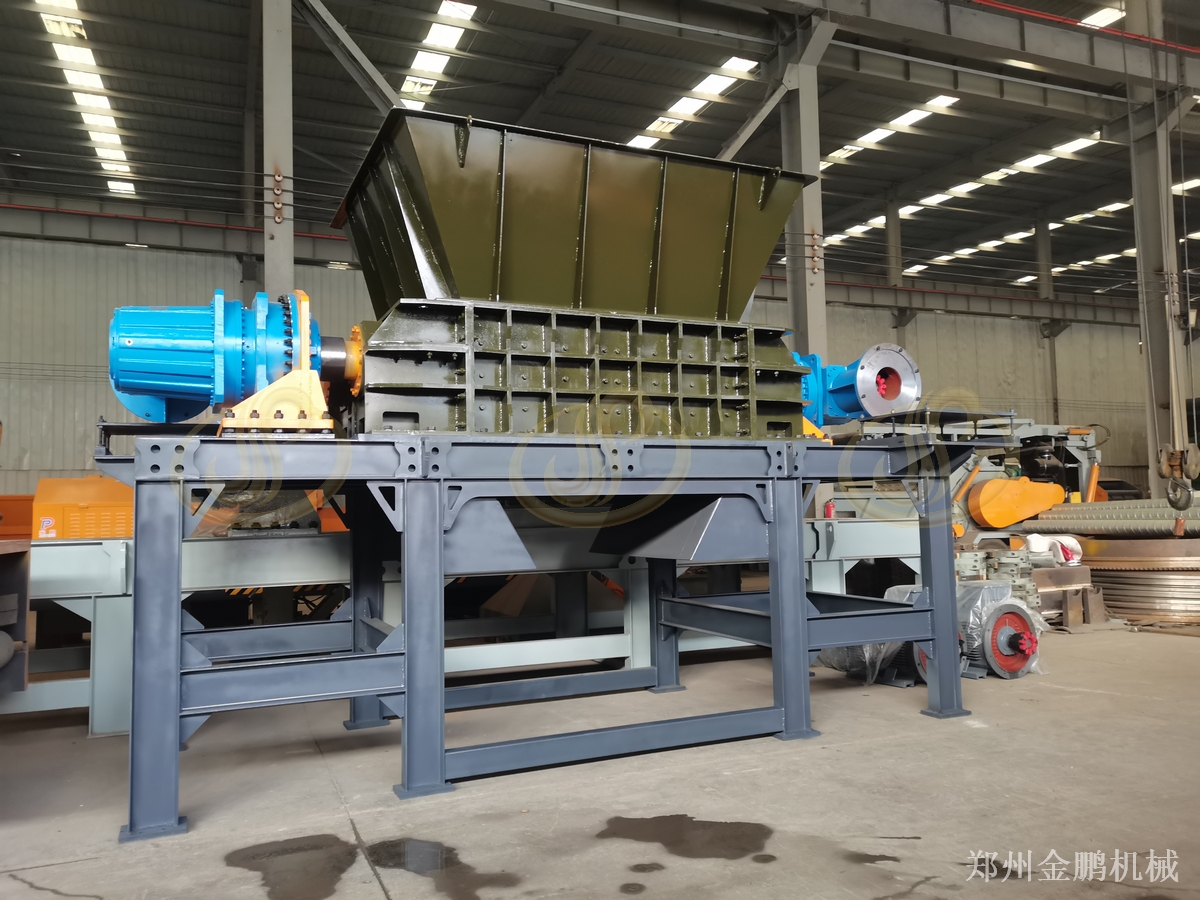 郑州金鹏双轴粉碎机处理袋装生活垃圾破袋减容